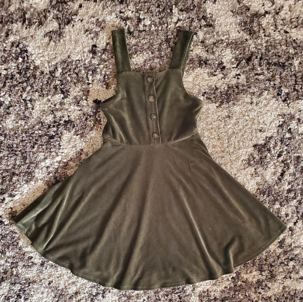 Adorable Girls Green Dress
